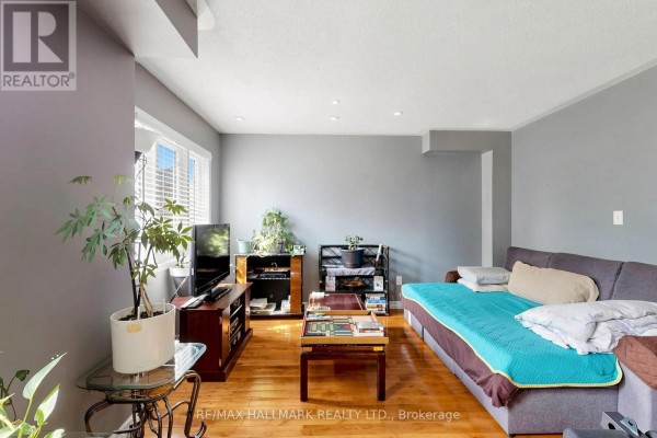 14 Elphick Lane, Toronto, ON M9N4A2 Photo 5