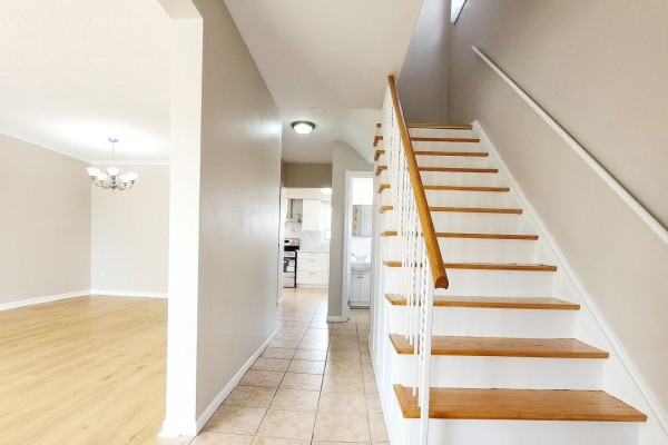 Bedroom 2 - 14 Faulkner Crescent, Toronto, ON M9M2C1 Photo 5