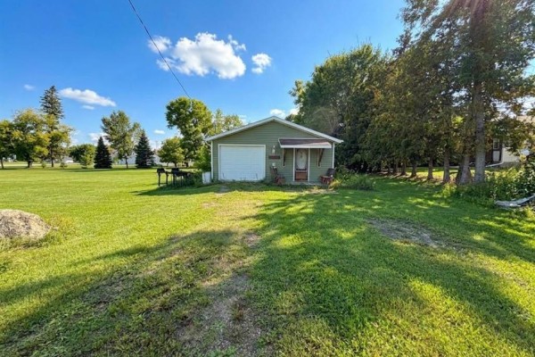 14 First Street S, Libau, MB, photo 2