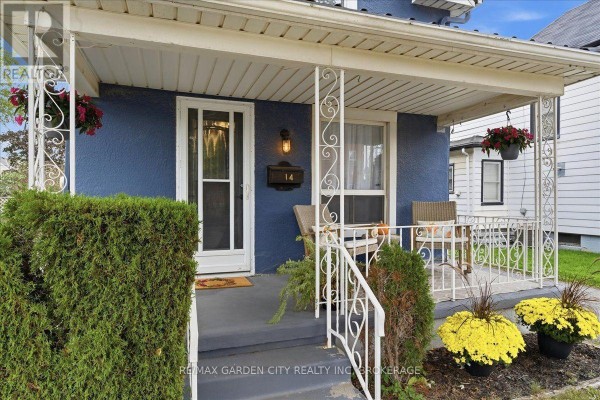 Mud room - 14 Forks Road, Welland, ON L3B5K1 Photo 3