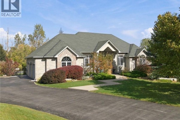 3pc Bathroom - 14 Gavin Drive, Freelton, ON L8B0Z2 Photo 2