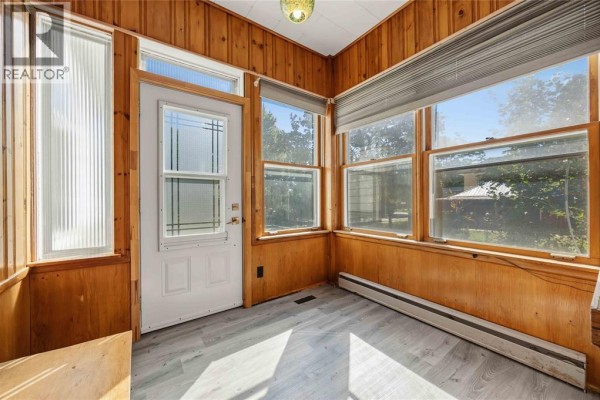 4pc Bathroom - 14 Gore Street, Lambton Shores, ON N0N1J0 Photo 4