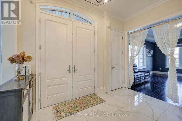 Eating area - 14 Greywacke Street, Richmond Hill, ON L4E1G8 Photo 5