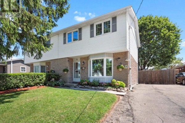 Residential for sale at 14 Hill Park Lane, St  Catharines, ON - MLS® ekNEUo
