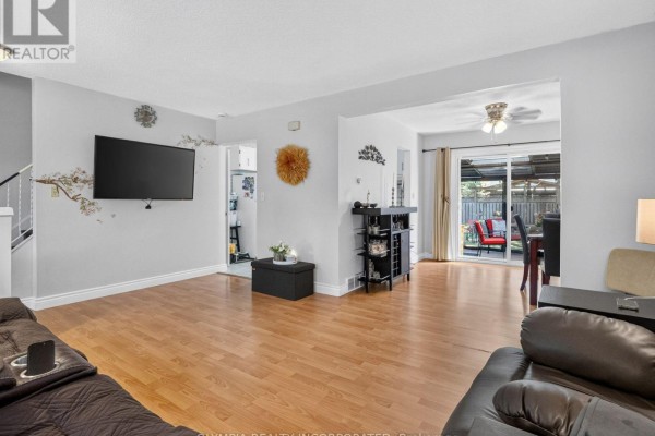 14 Hill Park Lane, St  Catharines, ON, photo 3