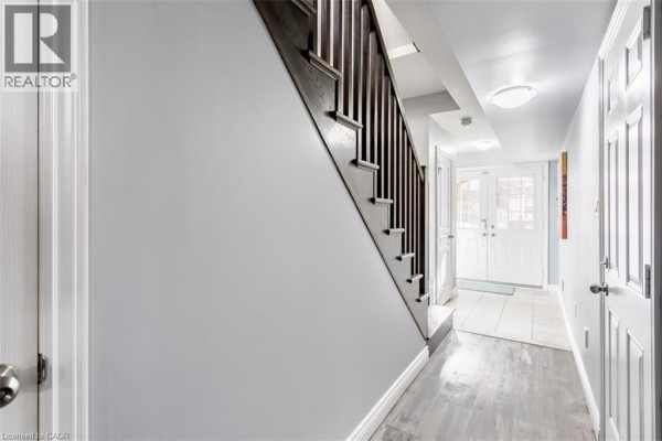 4pc Bathroom - 14 Kenridge Terrace, Stoney Creek, ON L8J0G4 Photo 4