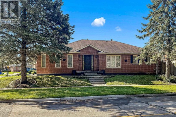 14 Martinet Street, Whitby, ON, photo 2