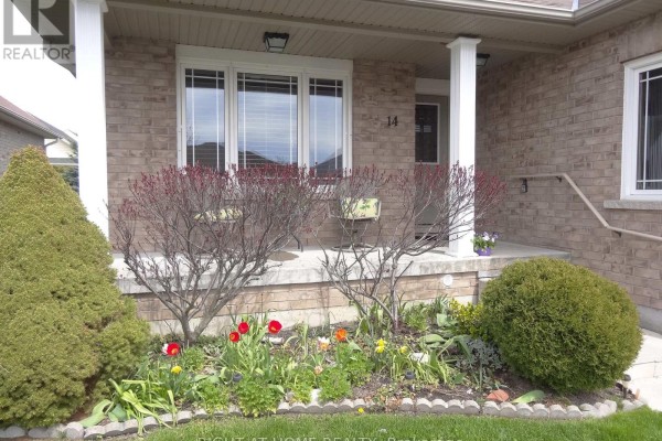 Primary Bedroom - 14 Matchett Crescent, Kawartha Lakes, ON K9V0G8 Photo 4
