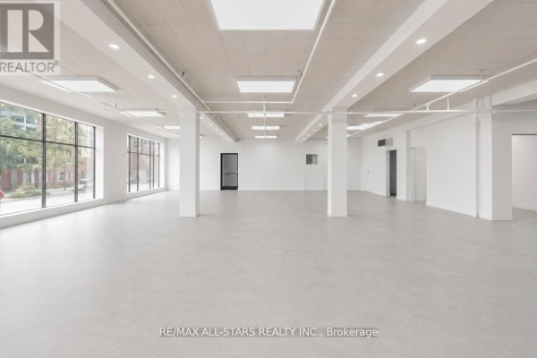 14 Mccaul Street, Toronto, ON M5T1V6 Photo 5