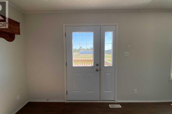 14 Meadows Way, Taber, AB, photo 3