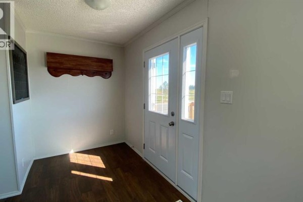 Primary Bedroom - 14 Meadows Way, Taber, AB T1G0G7 Photo 4