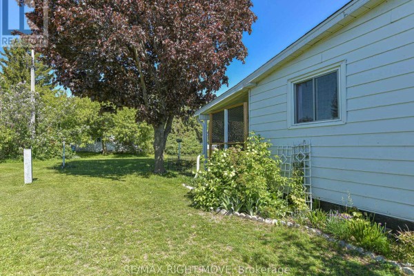 Kitchen - 14 Muir Drive, Oro Medonte, ON L3V0P9 Photo 5