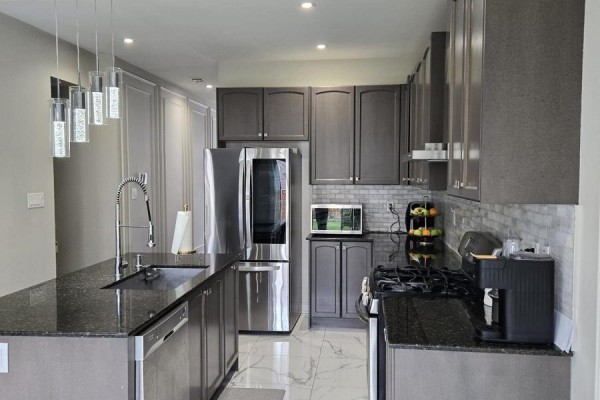 14 Ogston Crescent, Whitby, ON L1P0G9 Photo 4