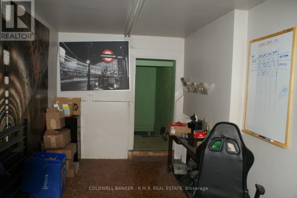 14 Ontario Street, Oshawa, ON L1G4Y5 Photo 4