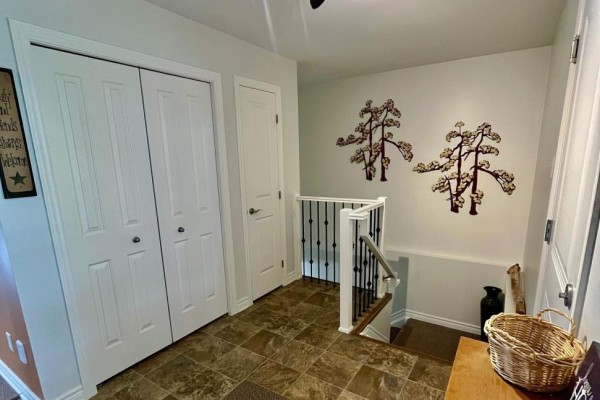 Living room - 14 Otteridge Avenue, Renfrew, ON K7V0A1 Photo 3