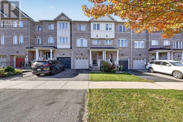 Family room - 14 Pilkington Drive, Toronto, ON M1L0B7 Photo 2