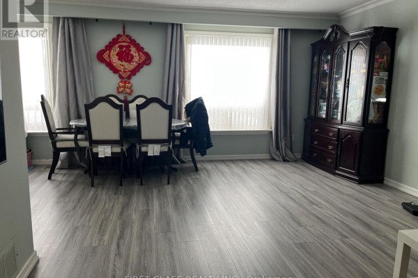 14 Pringle Avenue, Markham, ON L3P2P4 Photo 2