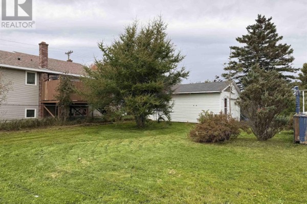 14 Rosewood Avenue, Glace Bay, NS, photo 3