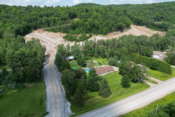 14 Rue Aldège, Val Des Monts, QC J8N4G2 Photo 4