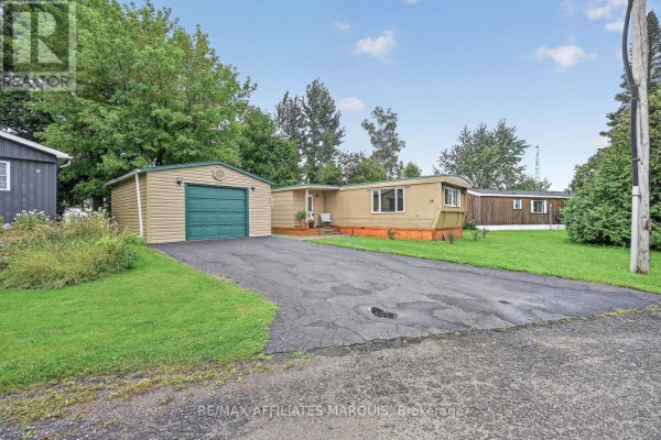 14 Saddle Avenue, Rideau Lakes, ON, photo 2