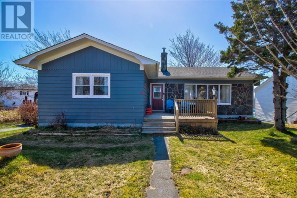 Bath (# pieces 1-6) - 14 Smith Street Extension, Bay Roberts, NL A0A1G0 Photo 3