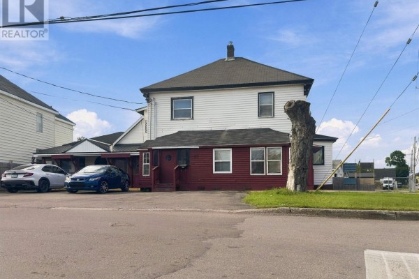 14 Spring Street, Amherst, NS B4H1R5 Photo 2