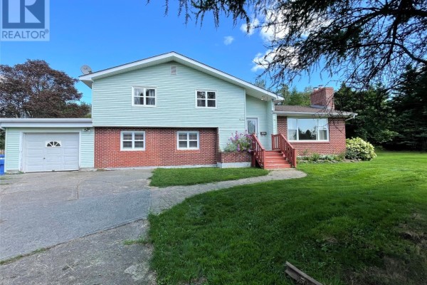 14 Sunset Drive, Grand Falls Windsor, NL, photo 2