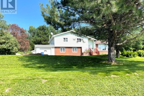 14 Sunset Drive, Grand Falls Windsor, NL, photo 3