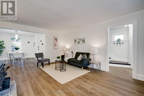 14 Sutherland Avenue, Toronto, ON, photo 2