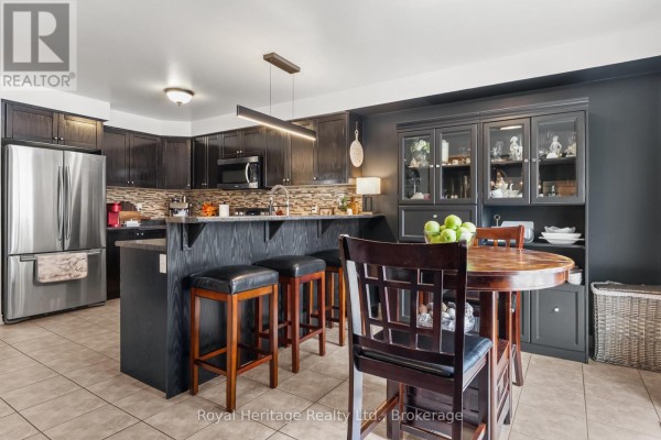 Laundry room - 14 Tabb Avenue, Clarington, ON L1E0B2 Photo 5