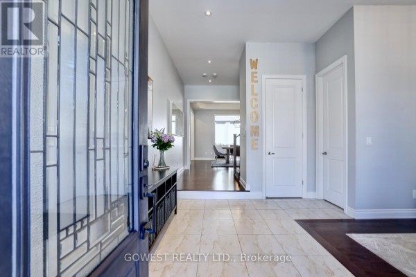 Primary Bedroom - 14 Threshing Mill Boulevard, Oakville, ON L6H0V7 Photo 5