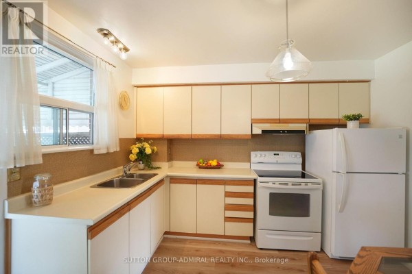 14 Thurrock Road, Toronto, ON M3L1P6 Photo 5