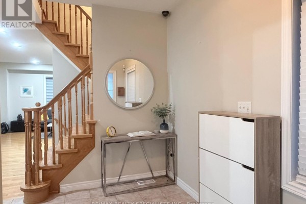 14 Viceroy Crescent, Brampton, ON, photo 2