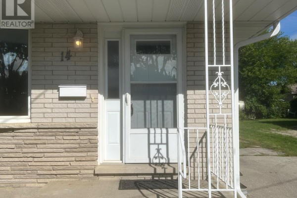 14 Volta Avenue, Kitchener, ON N2A2P8 Photo 3