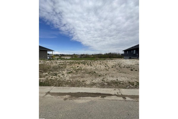 14 Whitetail Pt, Mundare, AB T0B3H0 Photo 2