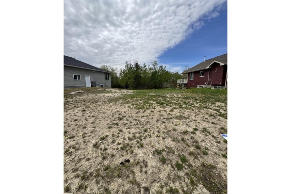 14 Whitetail Pt, Mundare, AB T0B3H0 Photo 4