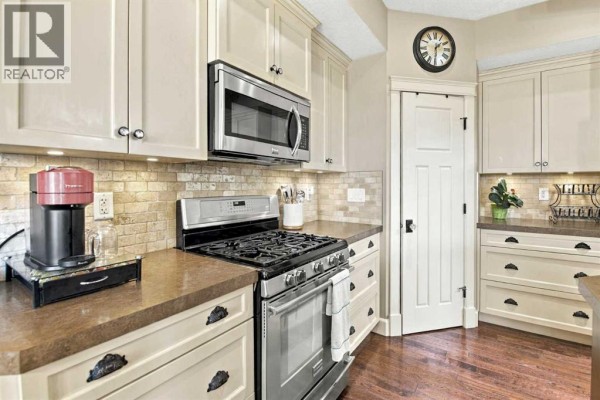 3pc Bathroom - 14 Windermere Close, Red Deer, AB T4N2J8 Photo 5