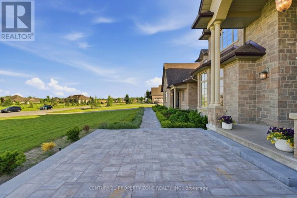 14 Wisteria Lane, Haldimand, ON, photo 3