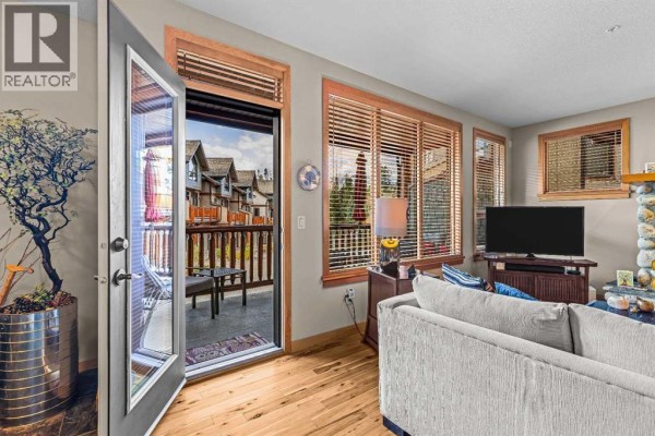 Bedroom - 140, 137 Wapiti Close, Canmore, AB T1W3B2 Photo 5