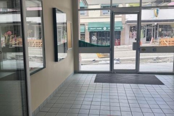 140 Commercial St, Nanaimo, BC, photo 2