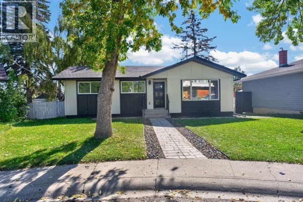 3pc Bathroom - 140 Fyffe Road Se, Calgary, AB T2H1C1 Photo 2