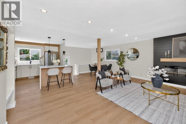 4pc Bathroom - 140 Fyffe Road Se, Calgary, AB T2H1C1 Photo 5