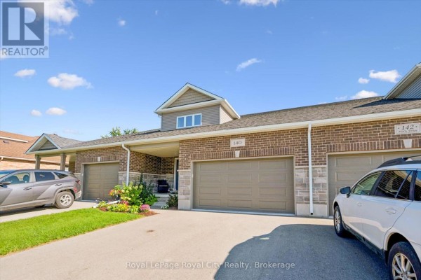 140 Halls Drive, Centre Wellington, ON N0B1S0 Photo 2