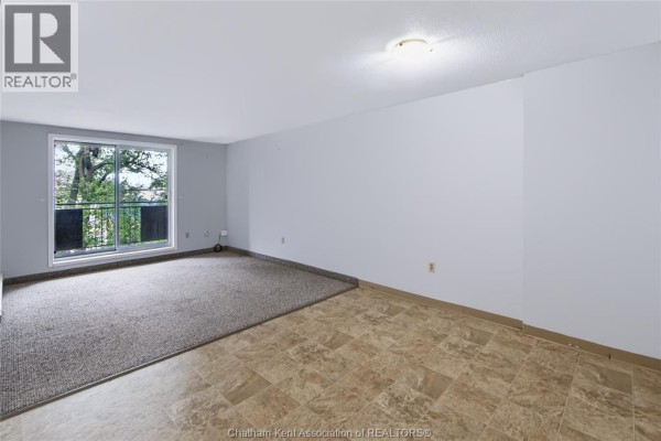 Bedroom - 140 Park Avenue East Unit# 302, Chatham, ON N7M3V6 Photo 4
