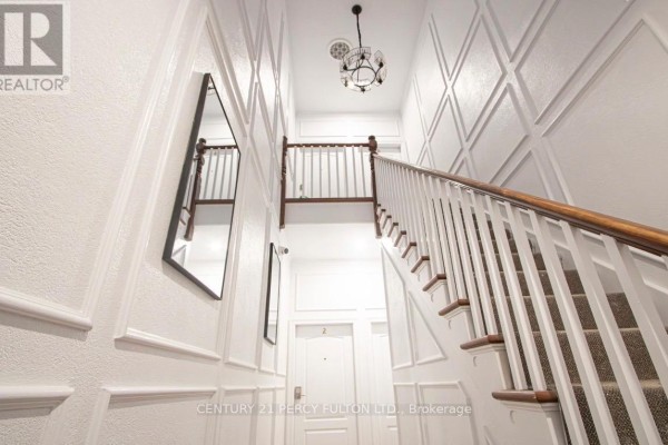 140 Ridout Street S, London South, ON N6C3X6 Photo 2