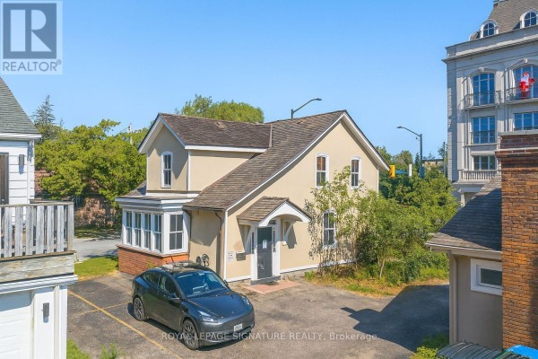 140 Trafalgar Road, Oakville, ON L6J3G5 Photo 5