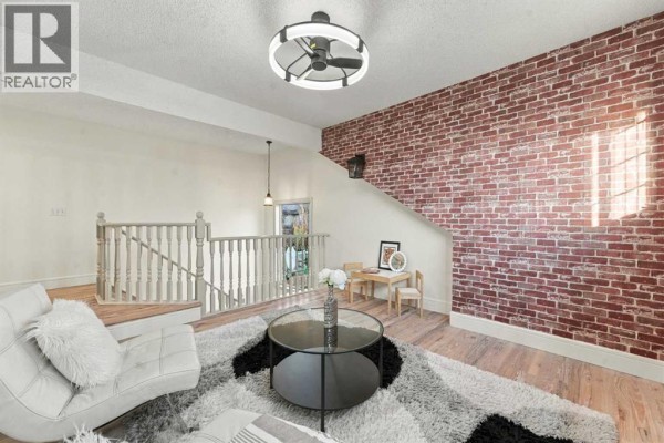 Pantry - 140 West Creek Pond, Chestermere, AB T1X1H4 Photo 4