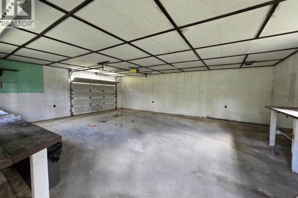 1400 5th Avenue, Valemount, BC V0E2Z0 Photo 4