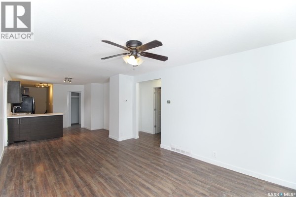 Bedroom - 1400 Rothwell Street, Regina, SK S4N2B3 Photo 4