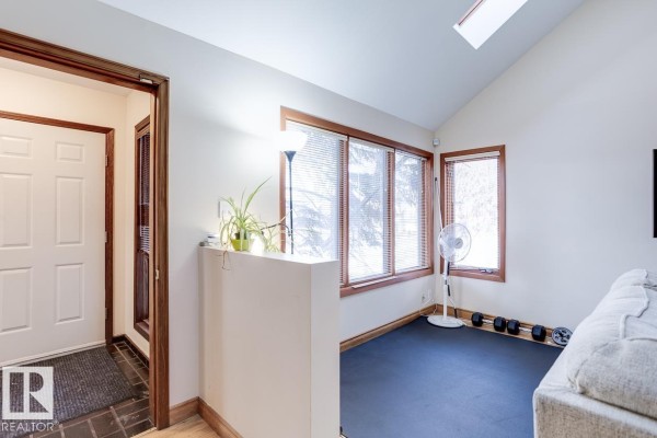 Kitchen - 14002 106 Av Nw, Edmonton, AB T5N1B2 Photo 3